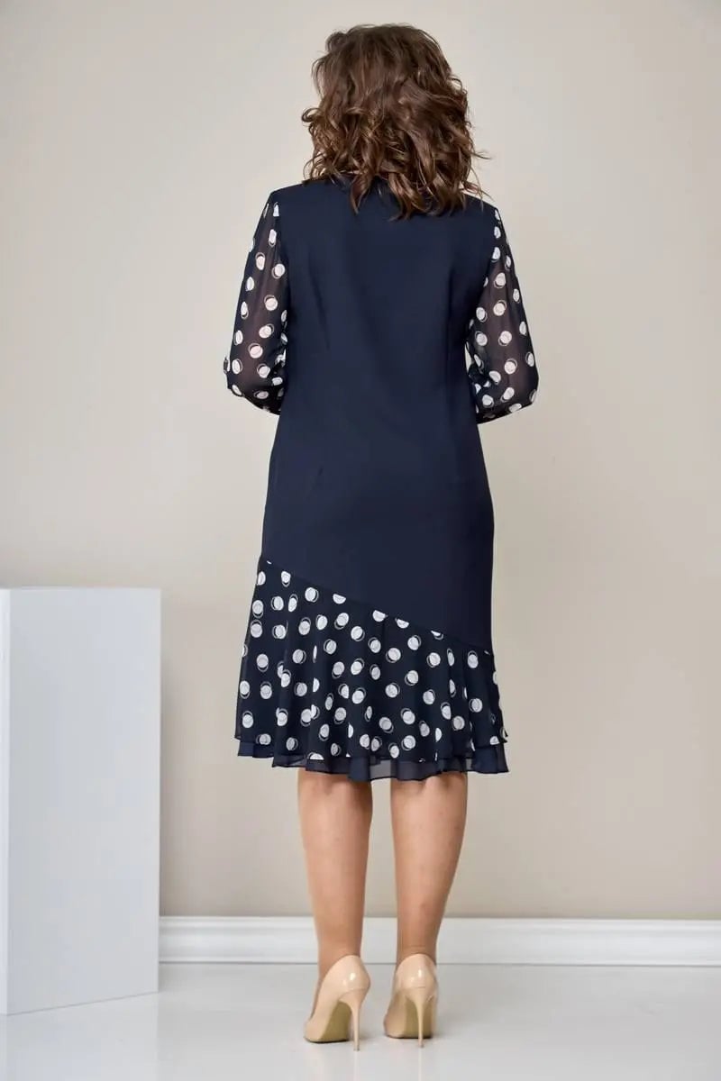ð Comfortable and elegant chiffon dress