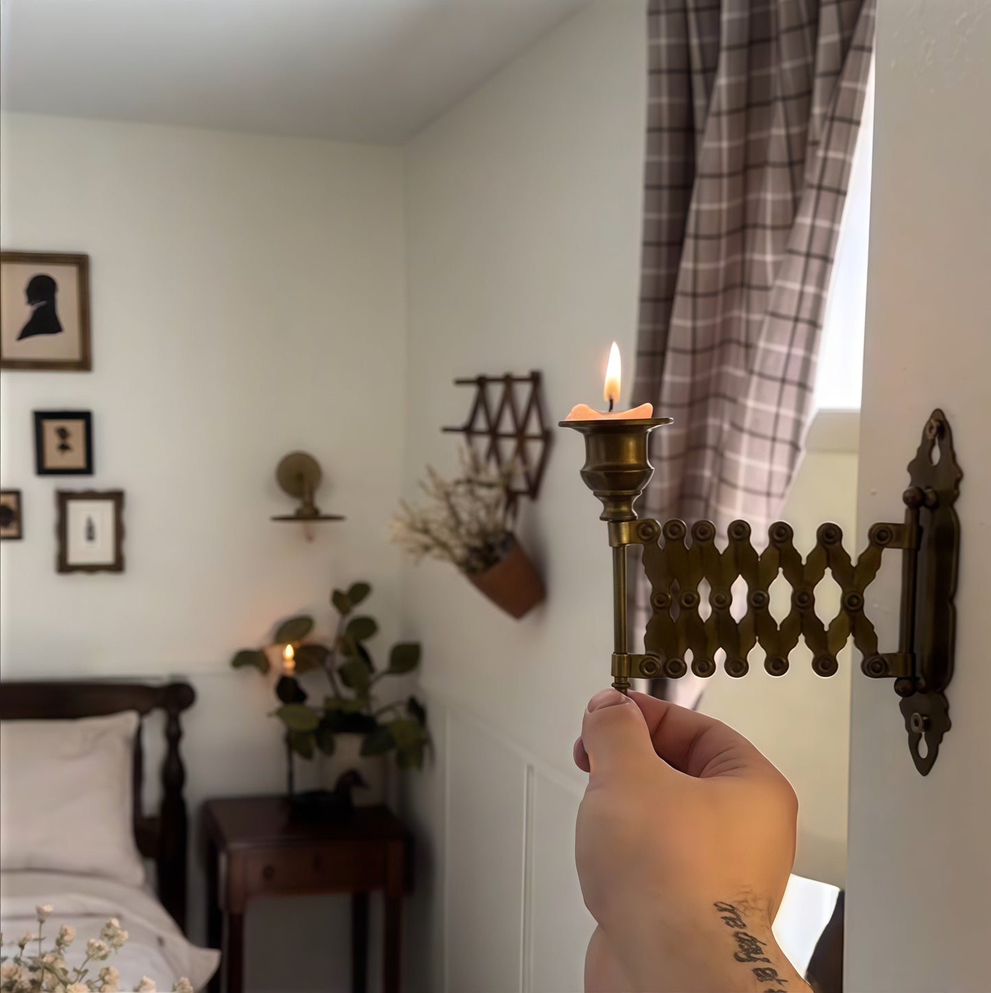 🔥Extending Taper Candle Holder