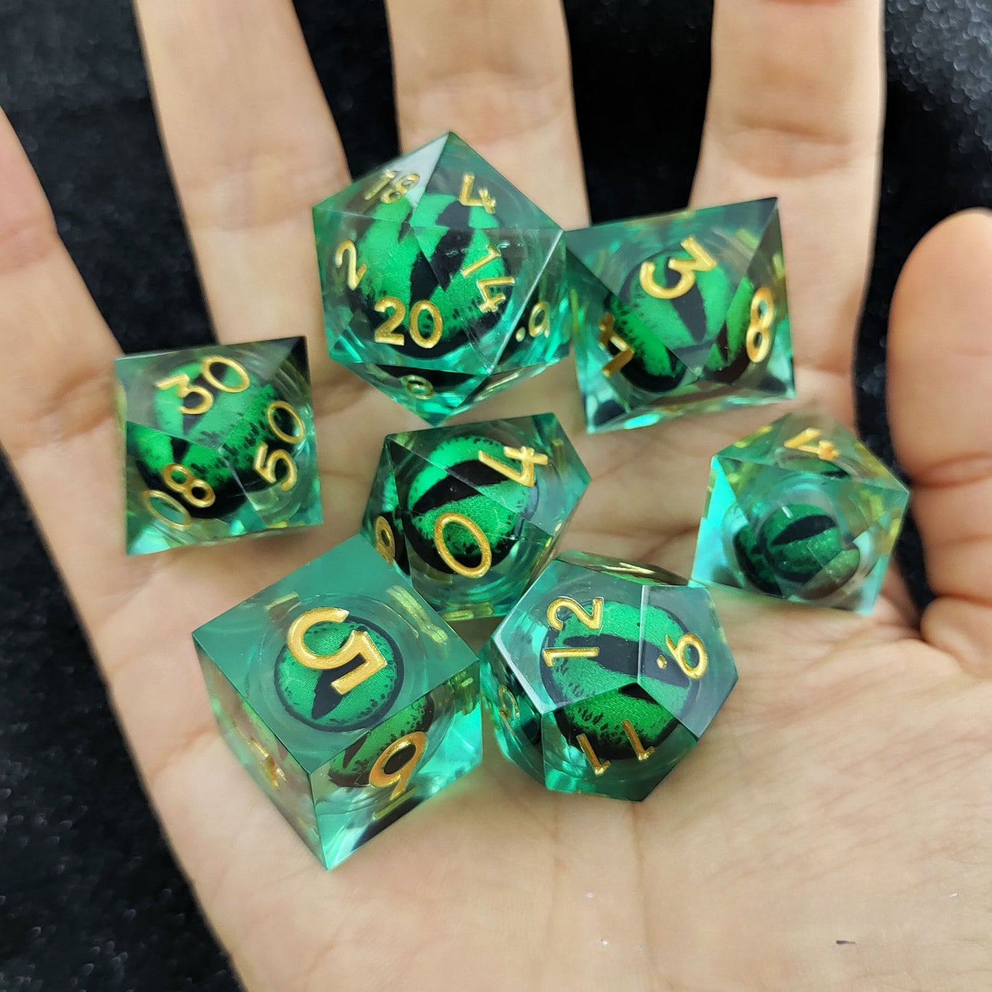 Cthulhu two-color dragon eye movable DND dice