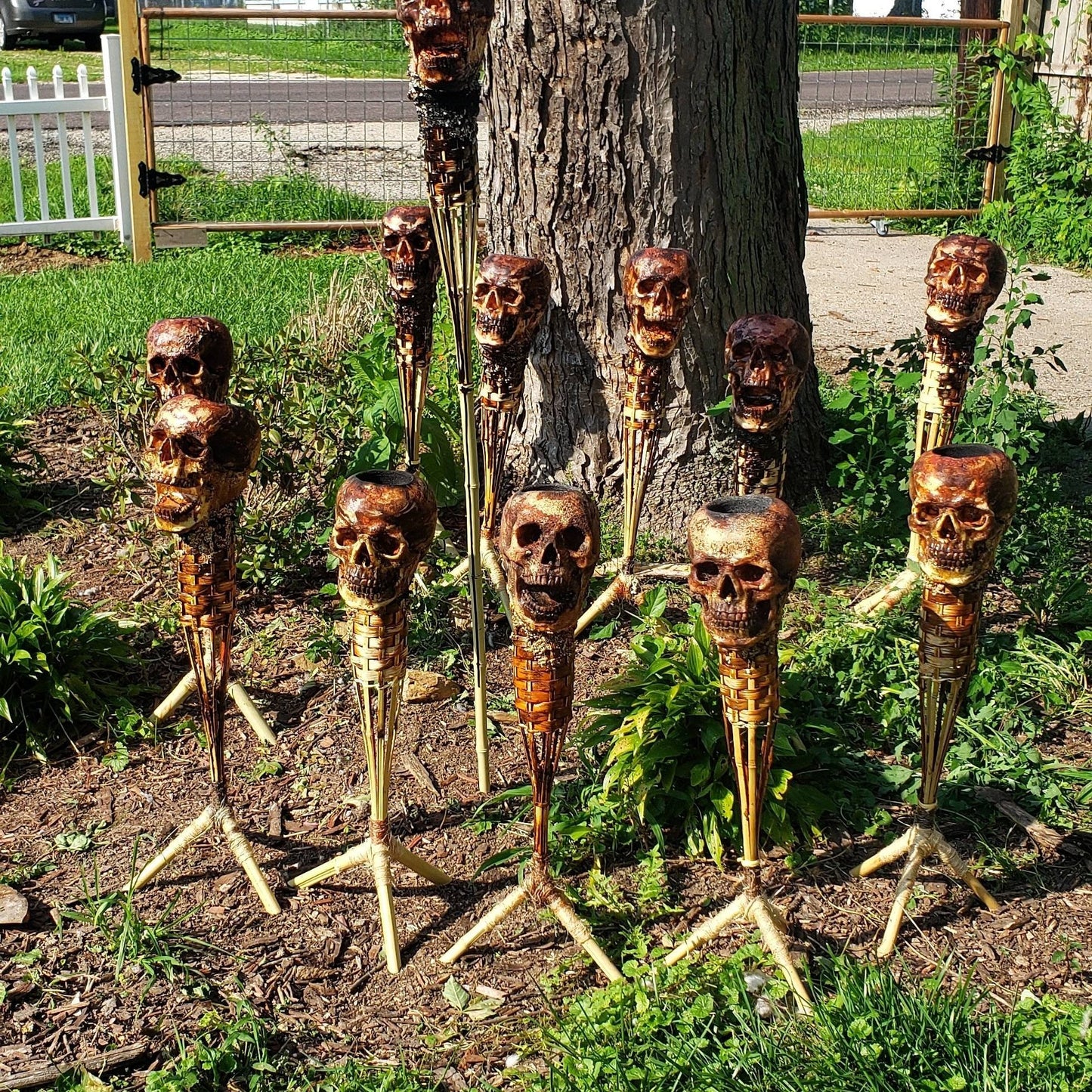 šHandmade Skull Tiki Torch
