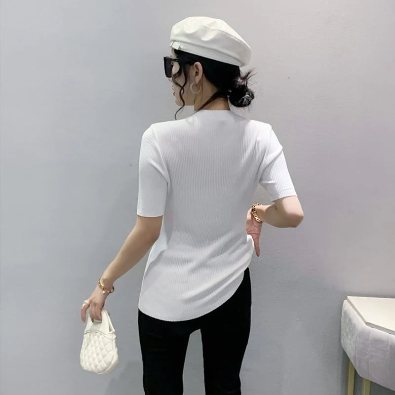 Fashionable diamond knit t-shirt