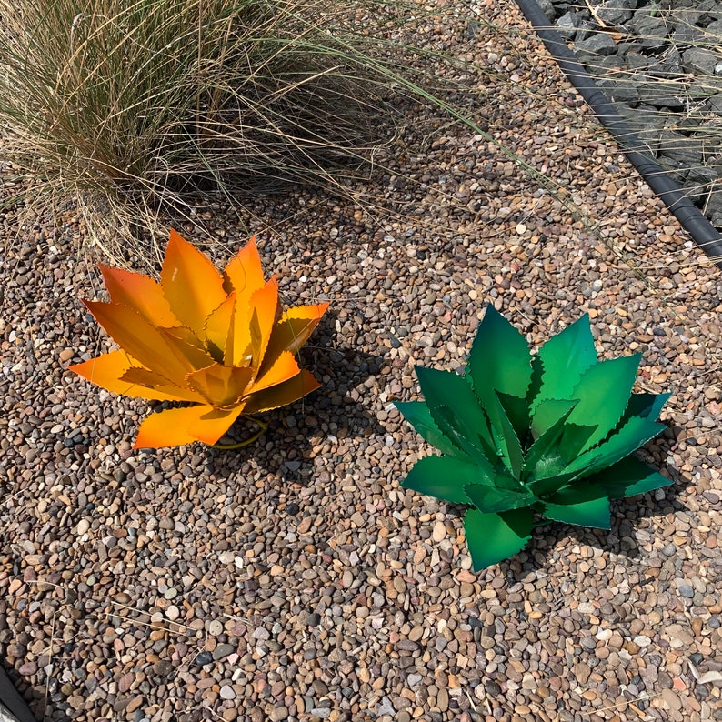 Decorative metal plant agave - Garden Art