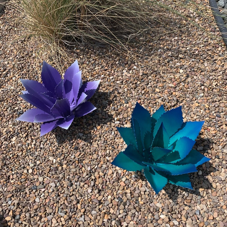 Decorative metal plant agave - Garden Art