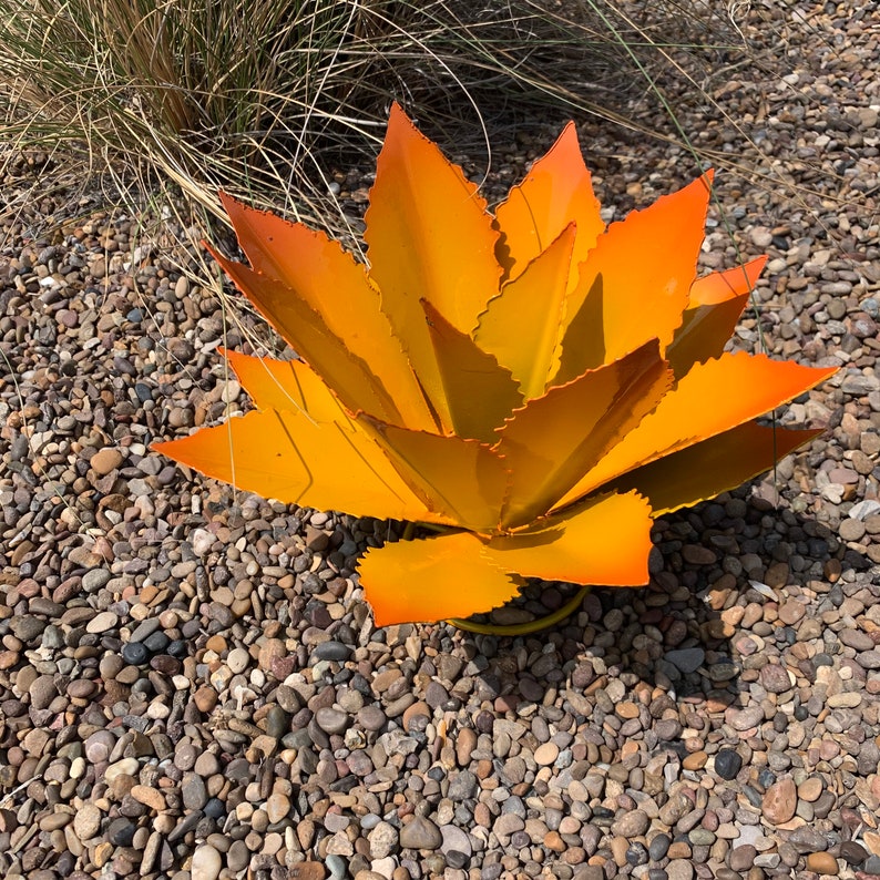 Decorative metal plant agave - Garden Art