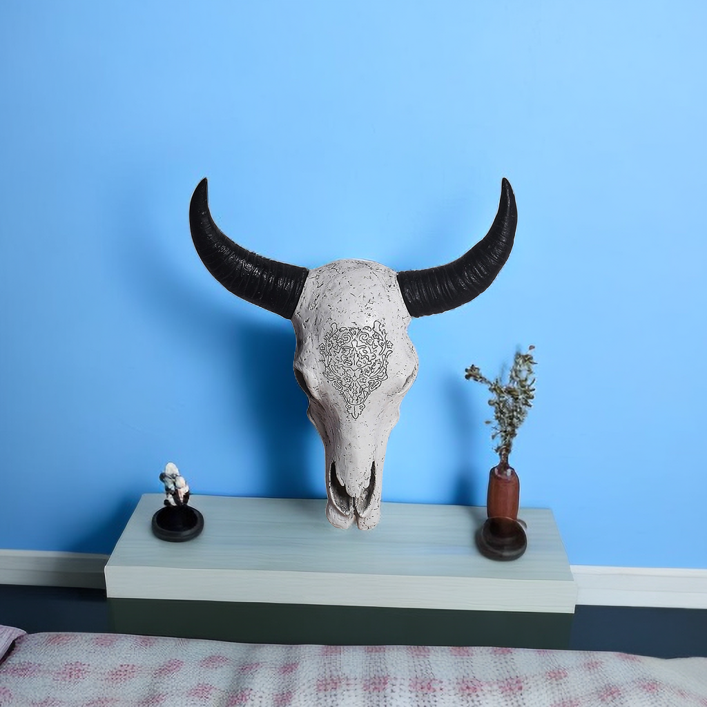 Retro cowhead skull wall hanging