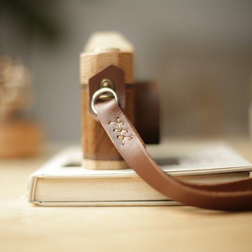 Wooden Camera Handcrafted Wood Retro Camera Décor Gifts-DC