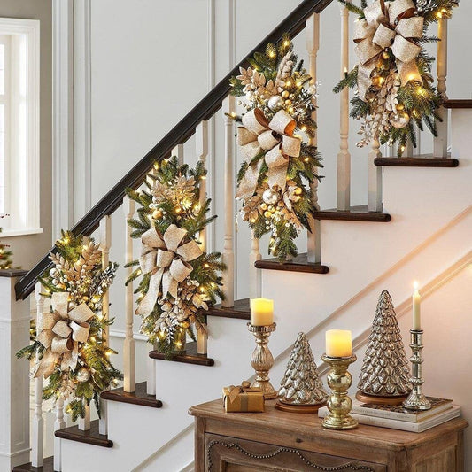 🔥The Cordless Prelit Stairway Swag Trim