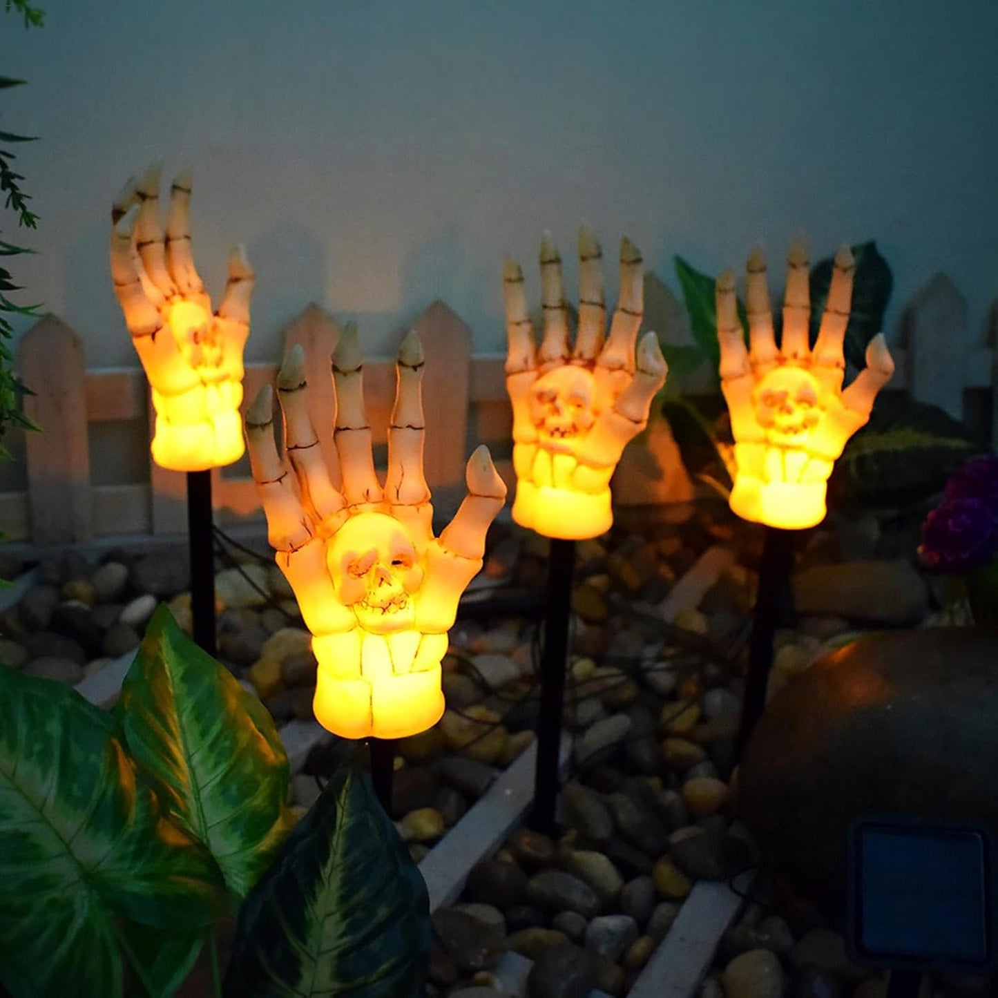 🎃Halloween Skeleton Hand Bone Lamp