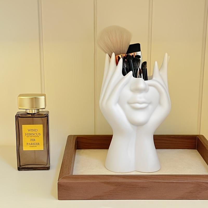 Creative hand-shaped makeup brush holder  flower stand🎁