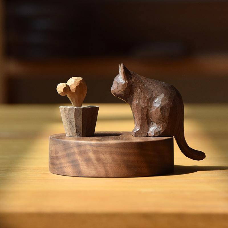 Wooden Hand-Carved Diffuser Decor for Essential oils Cat Meet with Meat DC